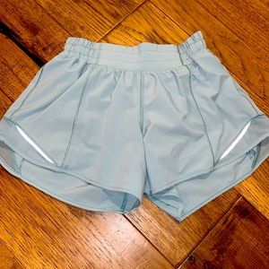 Lululemon Hotty Hot shorts size four hazy jade